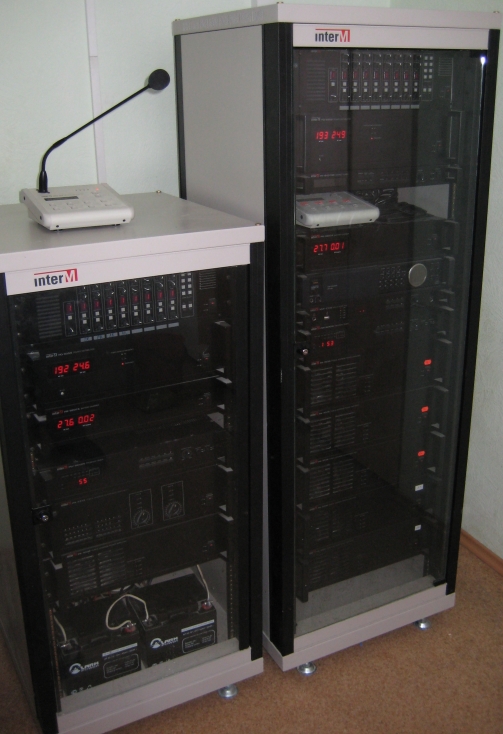 Sonar spm моноблок. Rack System 6000 Inter m стойка. Стойка оповещения Inter-m. Стойка СОУЭ Inter-m. Inter-m 9000 стойка.